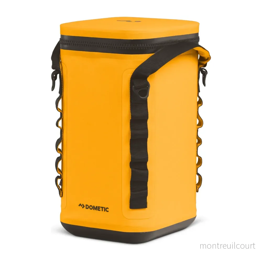 Dometic Premium Soft Cooler PSC9 Glow Dometic Premium Soft Cooler PSC9 Glow