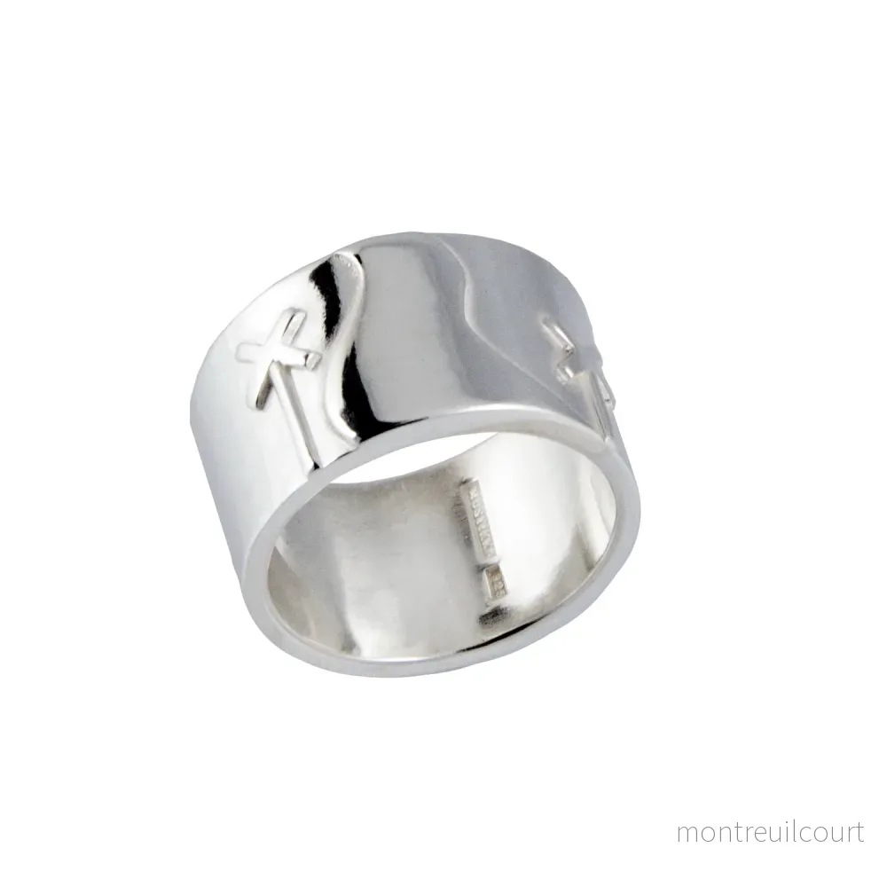 Camilla Mustikka Ledkryss ring