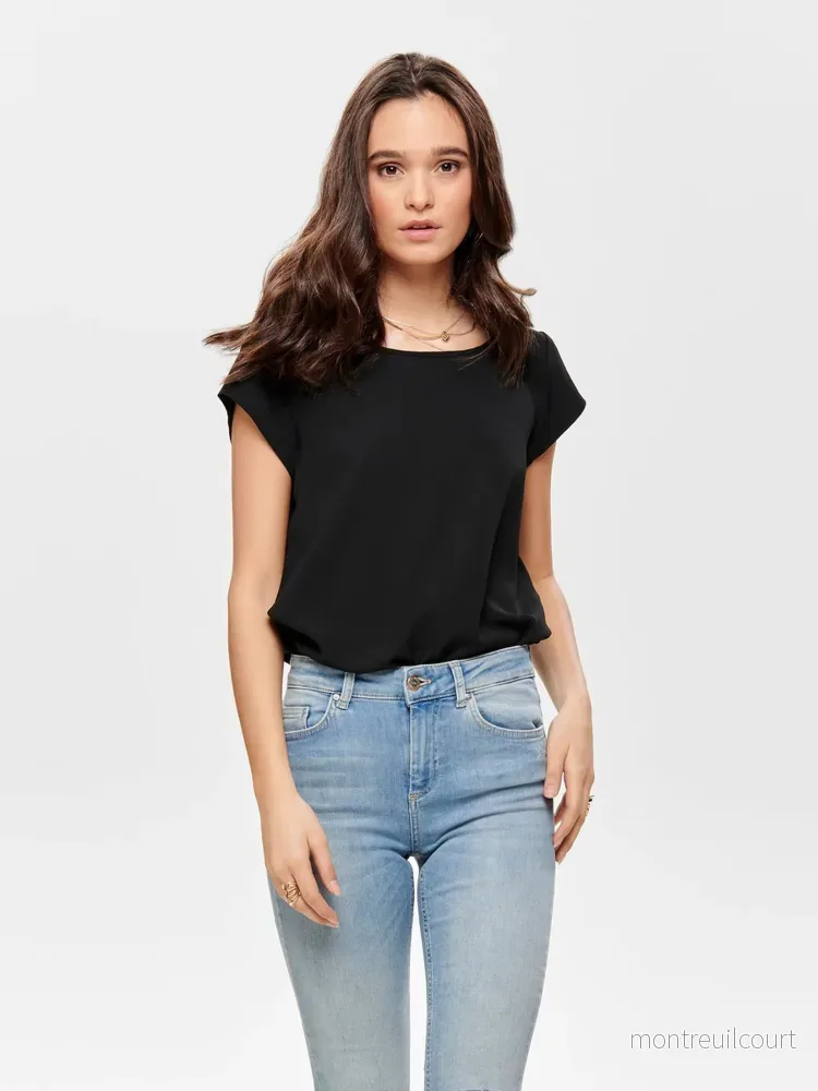 VIC TOP S/S BLACK