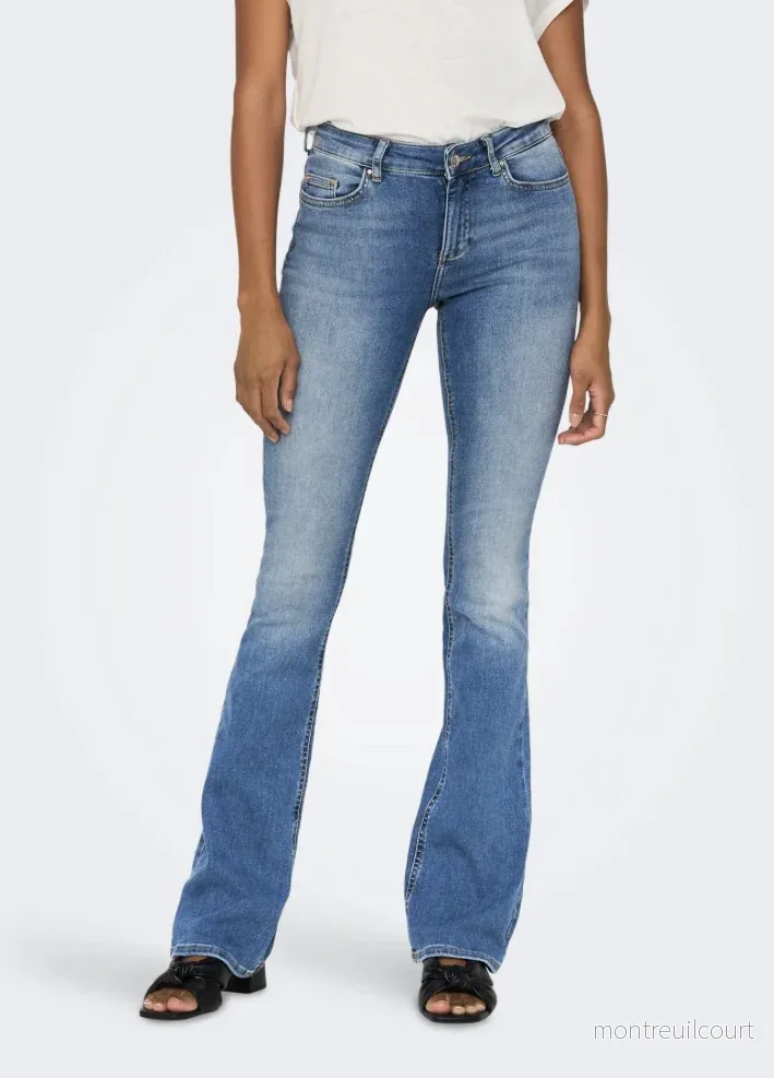 ONLY – BLUSH MID FLARED 15245444 – LIGHT BLUE DENIM ONLY – BLUSH MID FLARED 15245444 – LIGHT BLUE DENIM