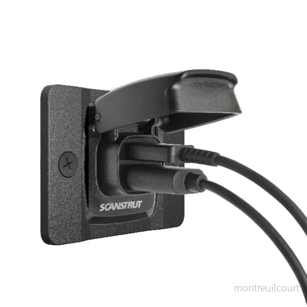 ScanStrut Flip-Pro USB laddare vattentät fästplatta front ScanStrut Flip-Pro USB laddare vattentät fästplatta front