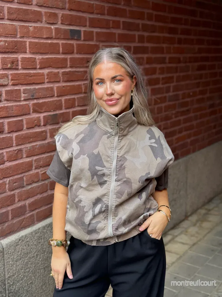 MARTA – SILVER VEST 68670 – BEIGE CAMO