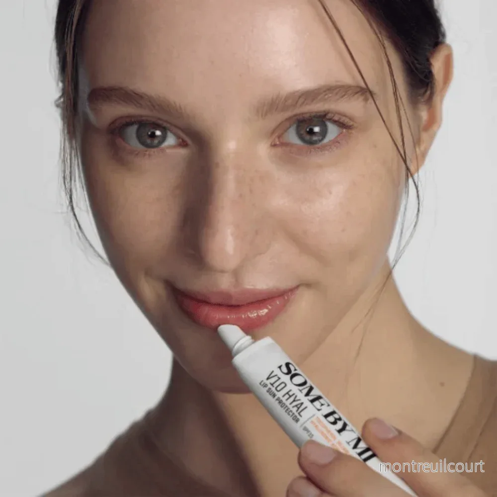 SOME BY MI V10 Hyal Lip Sun Protector SPF15 7ml - Bild 2