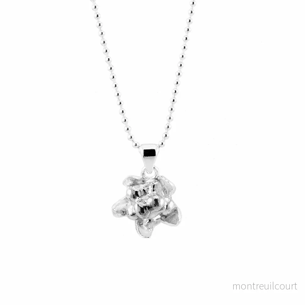 Camilla Mustikka Hjortron halsband