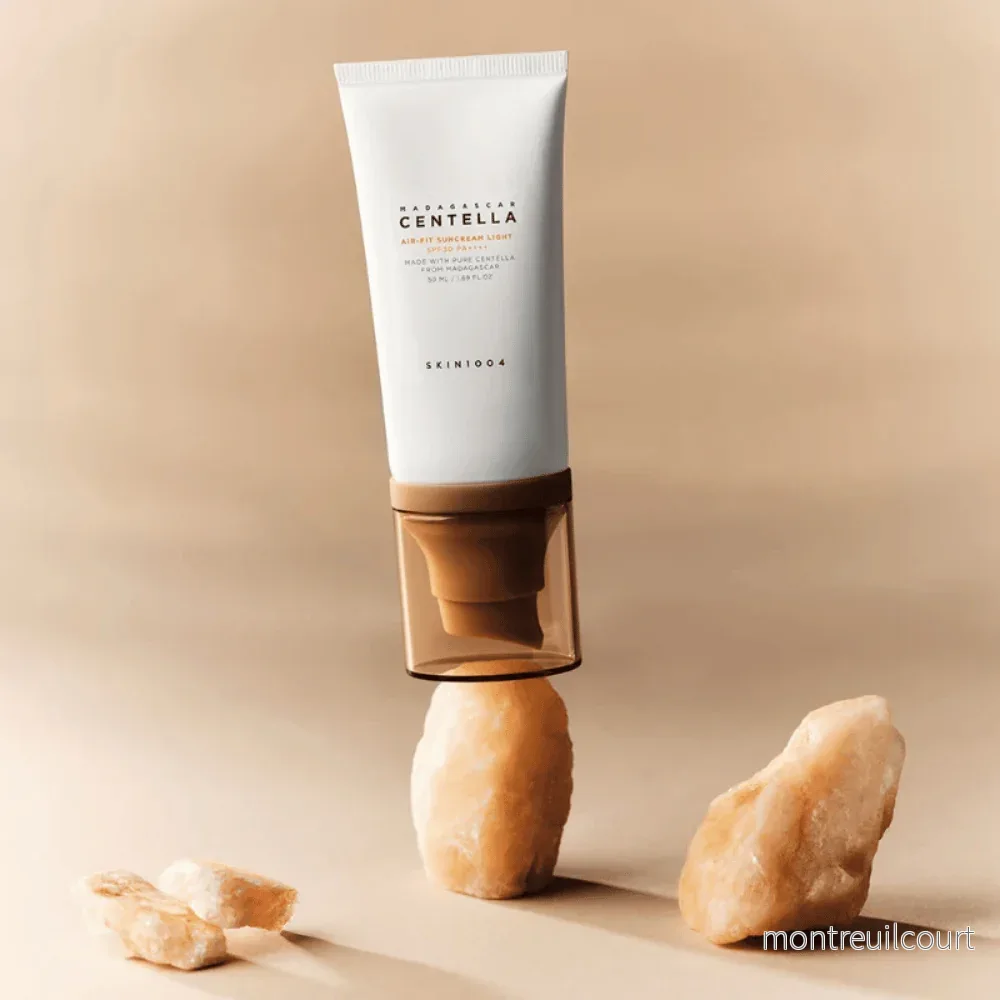SKIN1004 Madagascar Centella Air-Fit Suncream Light SPF30 PA++++ 50ml - Bild 3