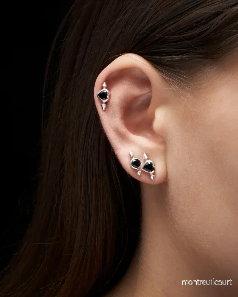PIERCED HEART EAR STUD - Bild 2