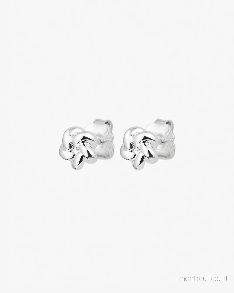 Empower small studs