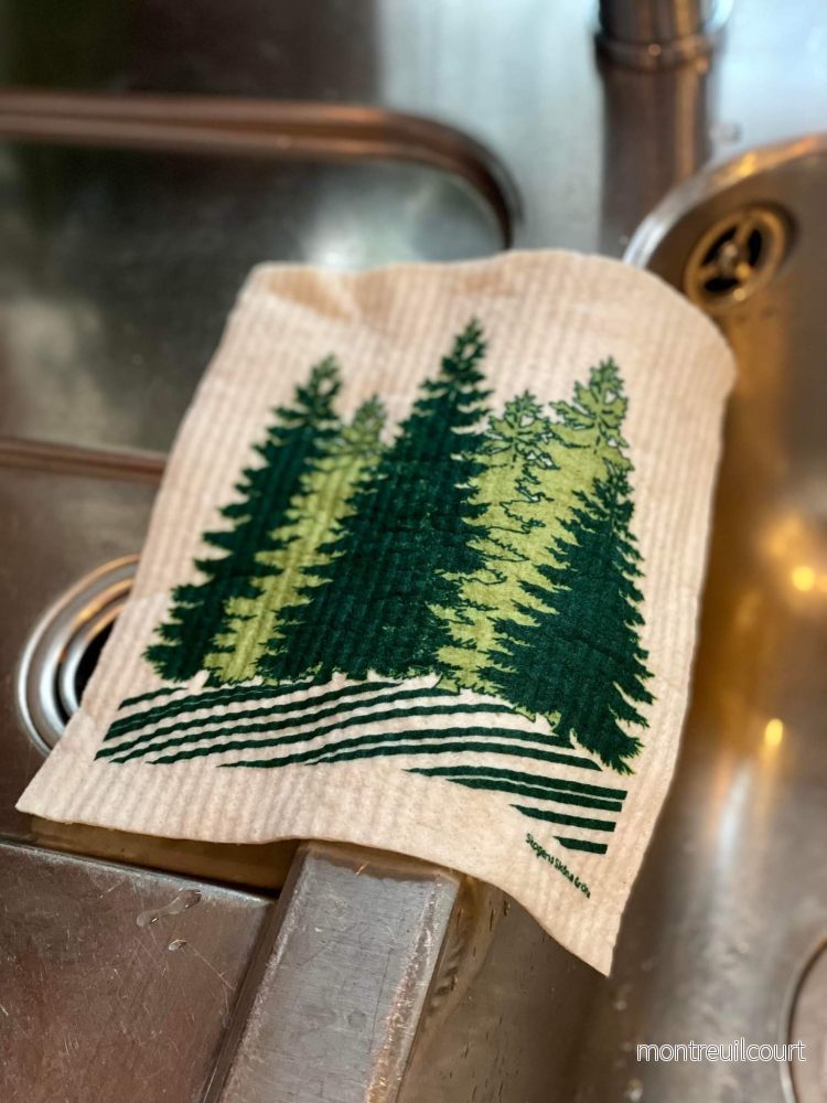 Skogen i ditt kök. Disktrasa med granmotiv. - Bild 3