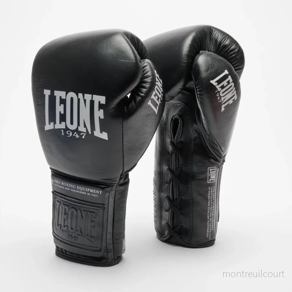 Leone 1947 The Greatest Boxningshandskar med snörning GN111L Leone 1947 The Greatest Boxningshandskar med snörning GN111L