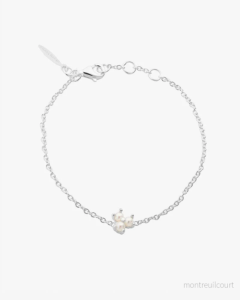 Petite Star pearl bracelet