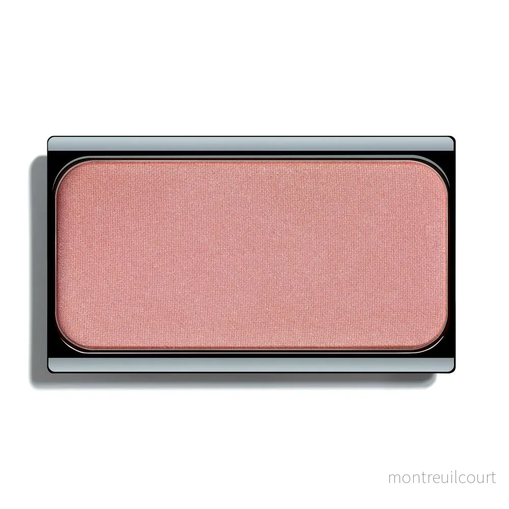 Blusher Blusher