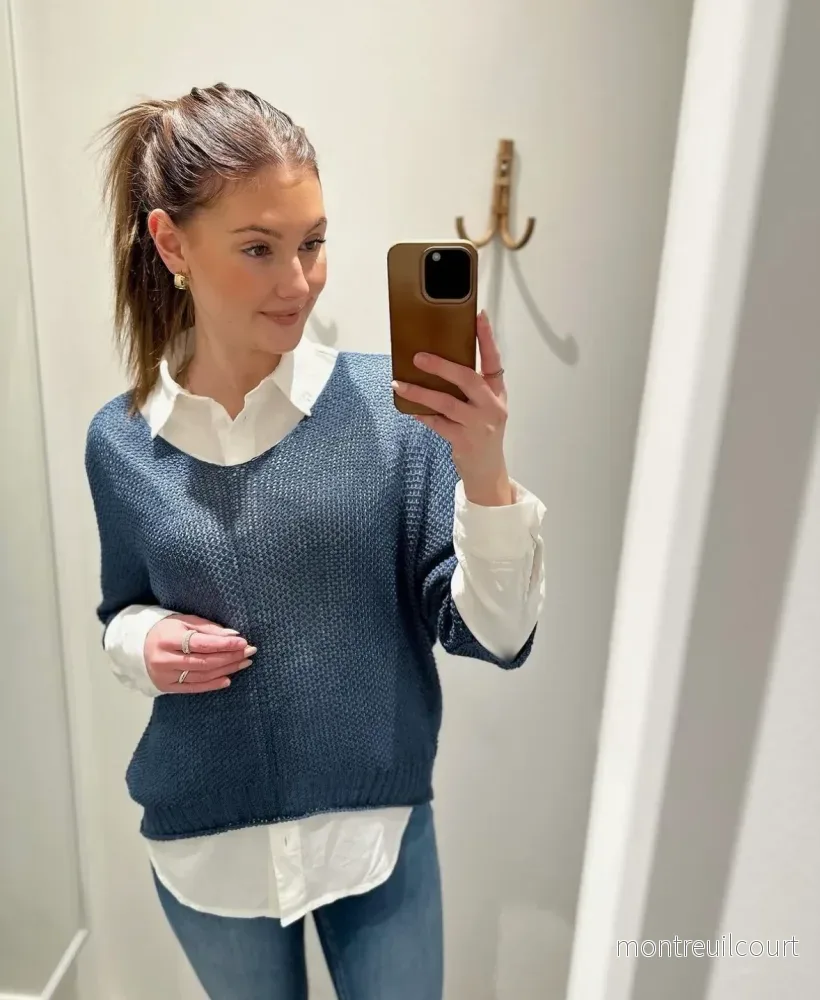 MARTA – STICKAD TRÖJA 7010 – JEANS