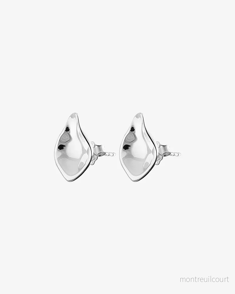 Gaias Grace studs fixed