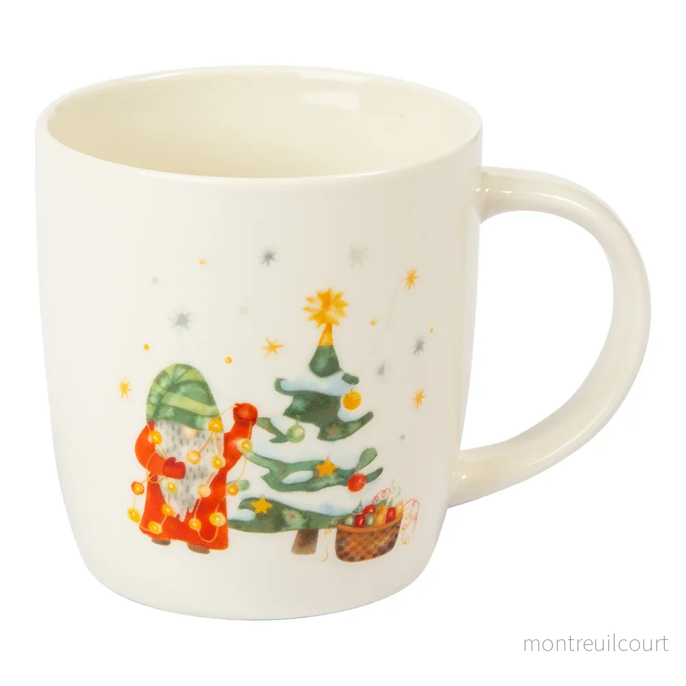 Mugg med Tomte och gran Mugg med Tomte och gran