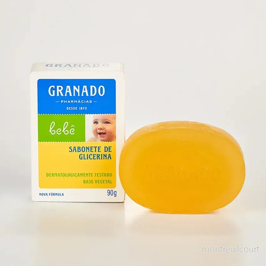 Sabonete em Barra de Glicerina Tradicional / Classic Glycerin Bar Soap – Granado (90g)