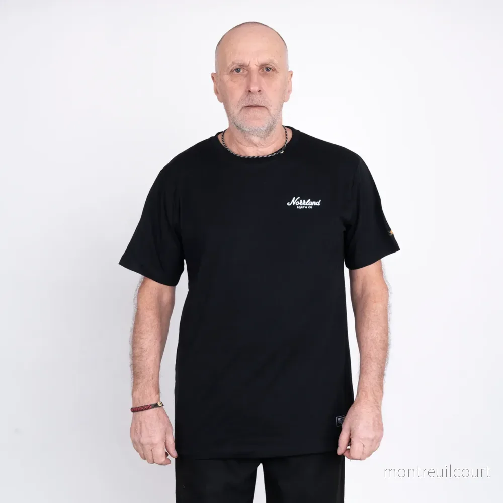 SQRTN TGN Mini Script T-Shirt – Black