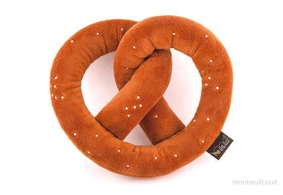 P.L.A.Y. Poochie Pretzel Bitring P.L.A.Y. Poochie Pretzel Bitring
