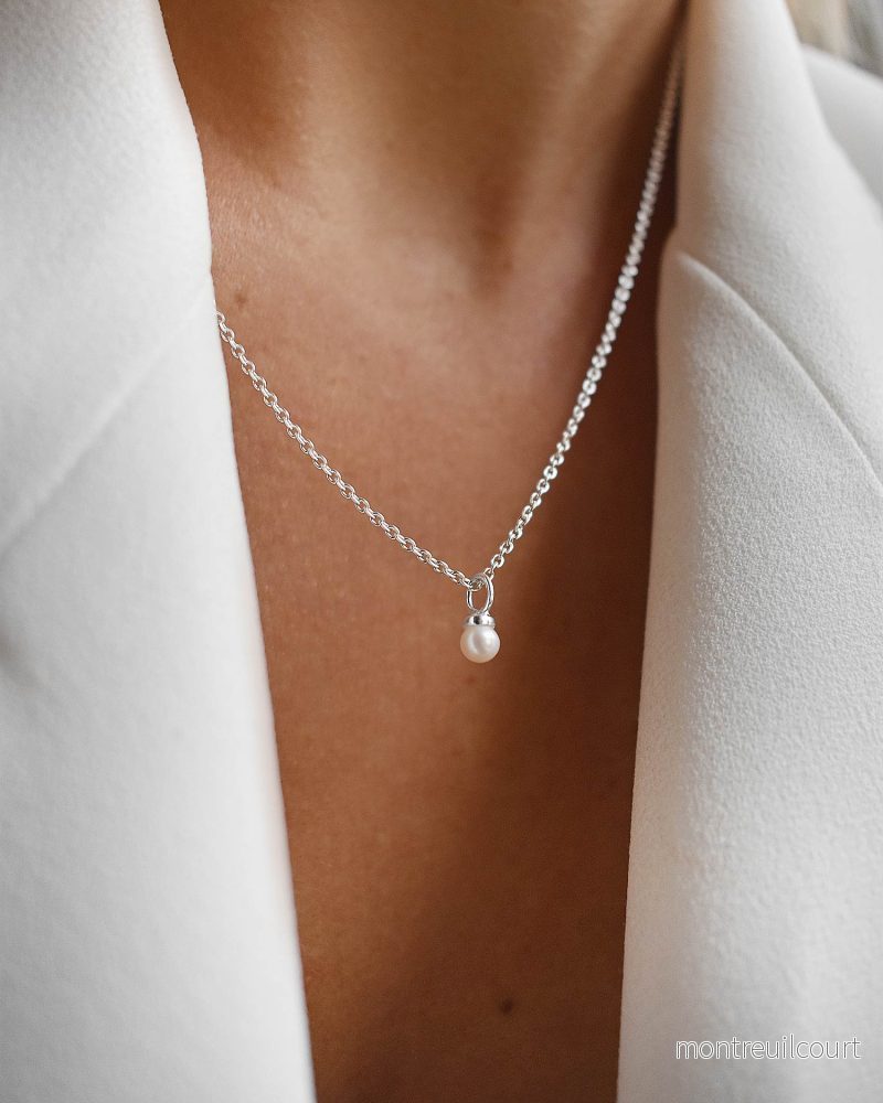 Charms Petite Pearl