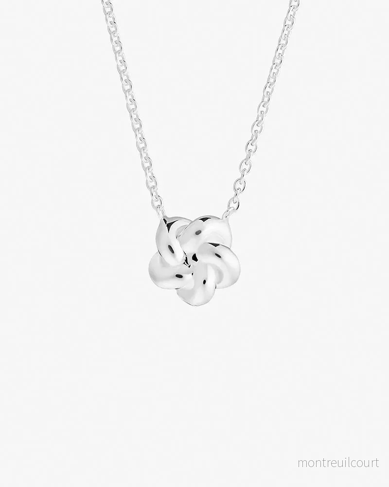 Empower necklace Empower necklace