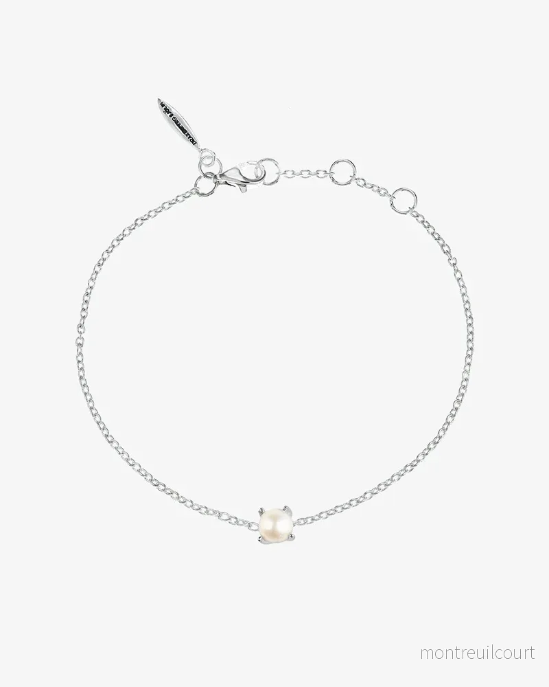 Petite Pearl bracelet
