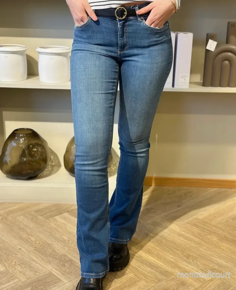 ONLY – BLUSH MID FLARED 15223514 – MEDIUM BLUE DENIM ONLY – BLUSH MID FLARED 15223514 – MEDIUM BLUE DENIM