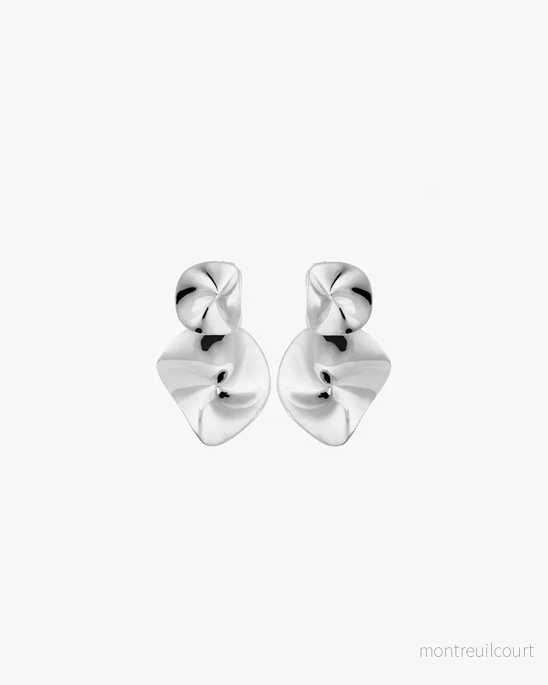 Pacific small studs